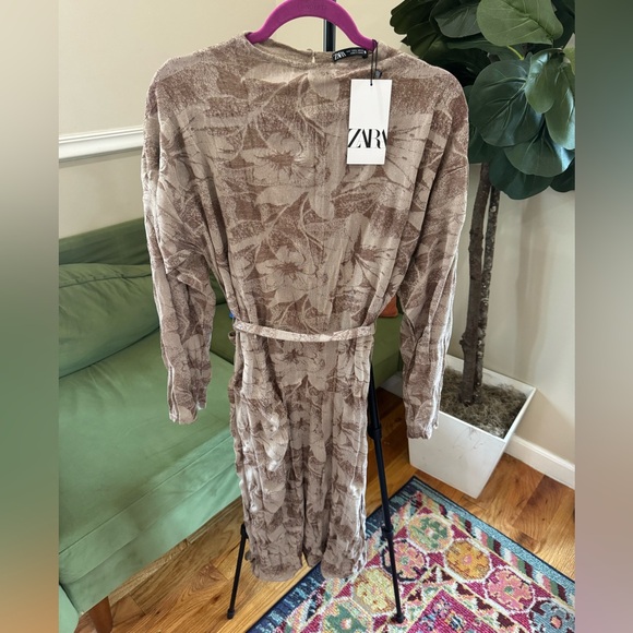 Zara Jacquard Midi Tie Waist Crinkle Detail Dress Brown Full sleeves high neck M - Picture 5 of 17